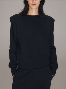 Bluza z poduszkami na ramionach - czarny