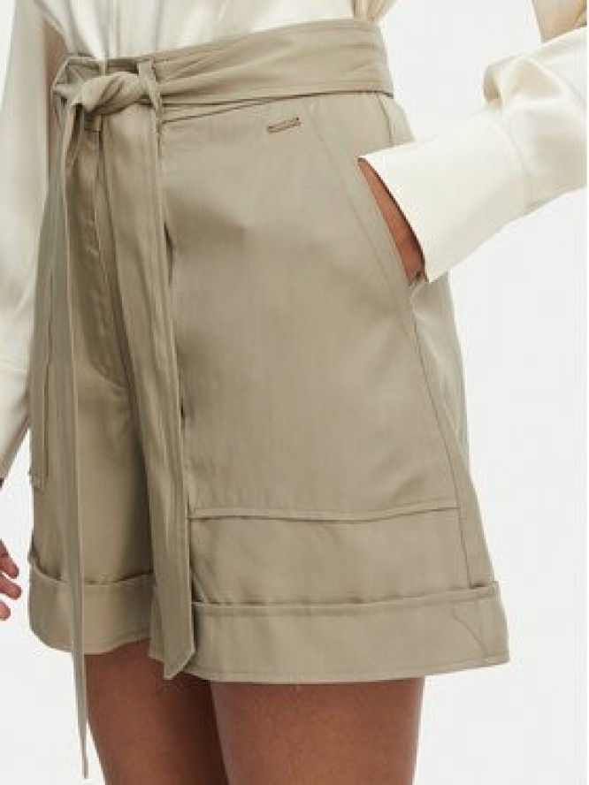 Guess Szorty materiałowe W5GD1R WG4C2 Khaki Regular Fit