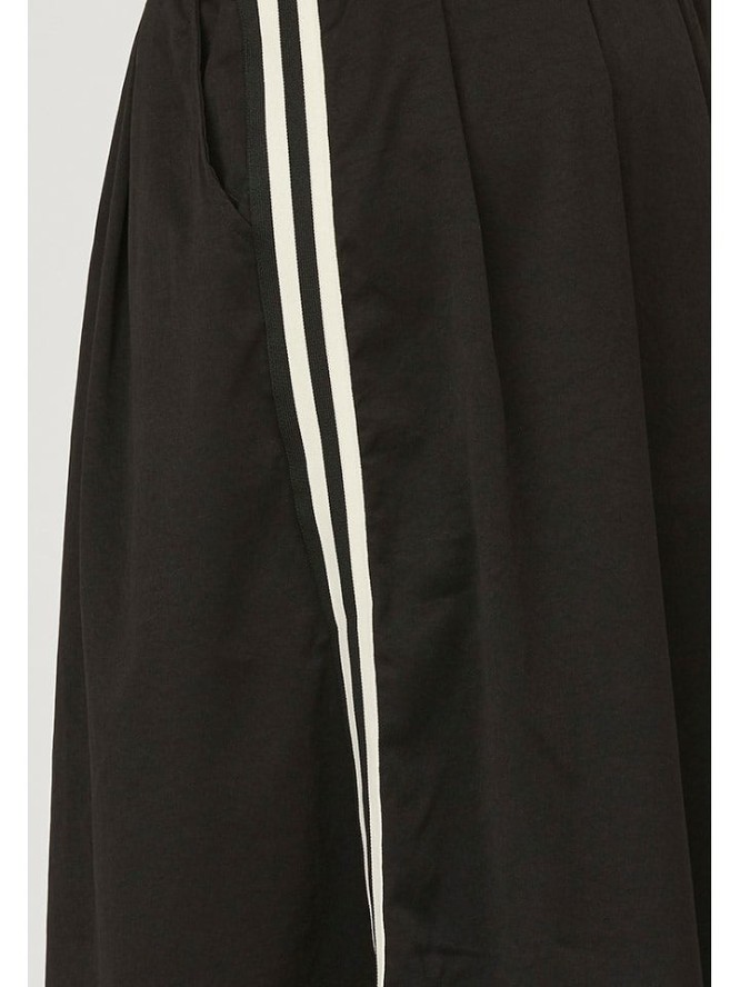 SisterS point Spódnica w kolorze czarnym rozmiar: L