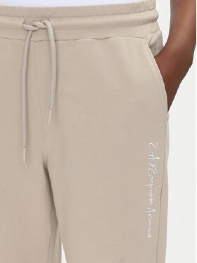EA7 Emporio Armani Spodnie dresowe 7W000489 AF12951 U6155 Beżowy Regular Fit