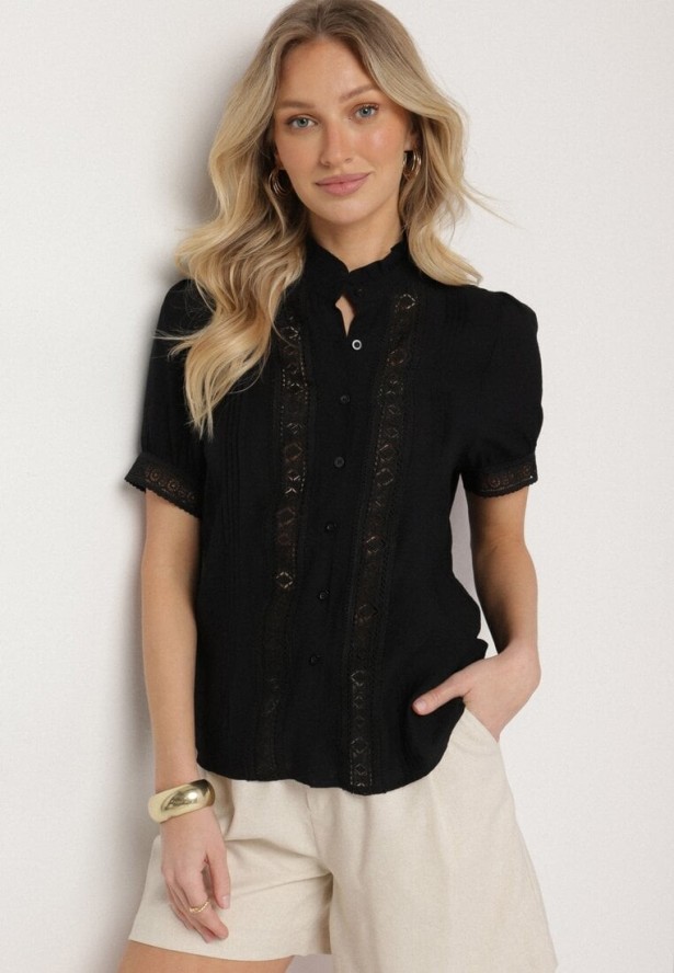 Czarna Wiskozowa Koszula ze Stójką i Koronką Temonea