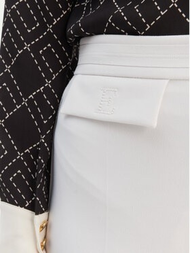 Elisabetta Franchi Spodnie materiałowe PA-170-61E2-V290 Biały Regular Fit