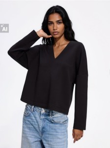 Bluza z dekoltem V - czarny