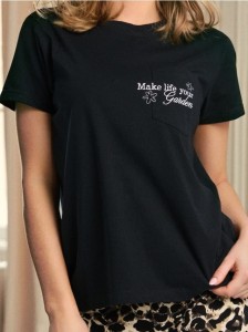 Bawełniana koszulka z haftem - czarny