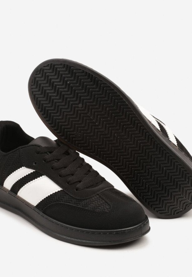 Czarne Sneakersy Typu Tenisówki z Ozdobnymi Paskami Amodelle
