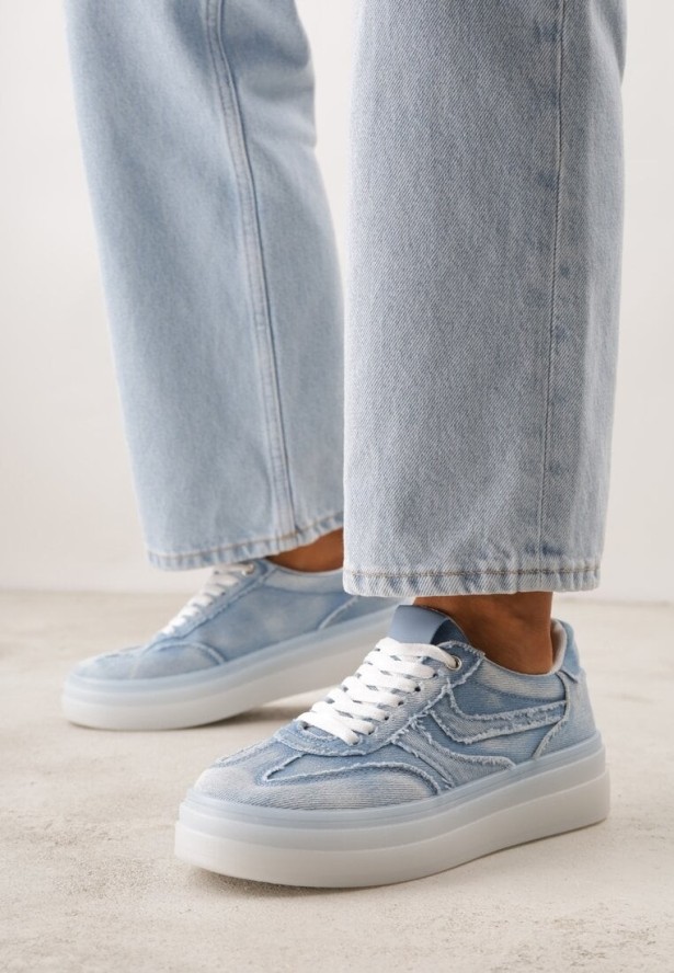 Niebieskie Sneakersy na Platformie z Denimu Nanore