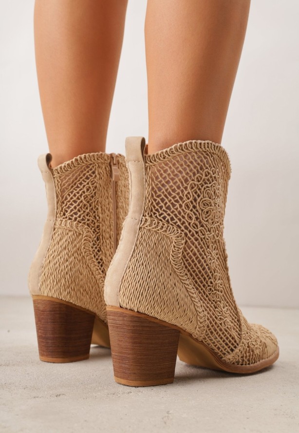 Ciemnobeżowe Botki Kowbojki VICES na Stożku z Ażurową Cholewką Azivessa