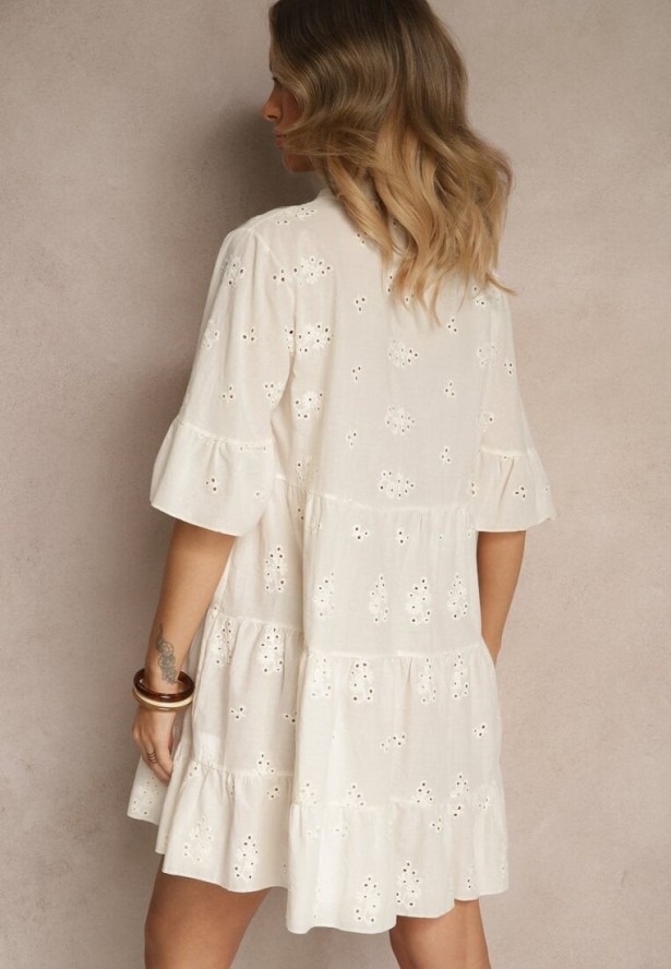 Jasnobeżowa Rozkloszowana Sukienka Koszulowa z Bawełny Zdobiona Haftem i Falbanami Filarosa