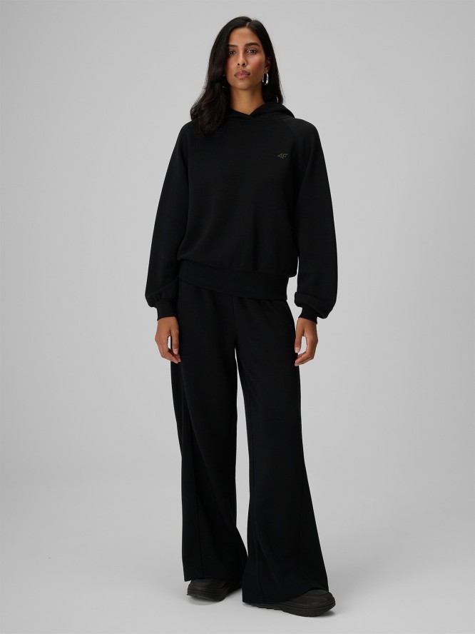 4F Bluza dresowa regular z kapturem damska - czarna XS