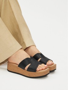 Lasocki Klapki ARC-4883-02 Czarny