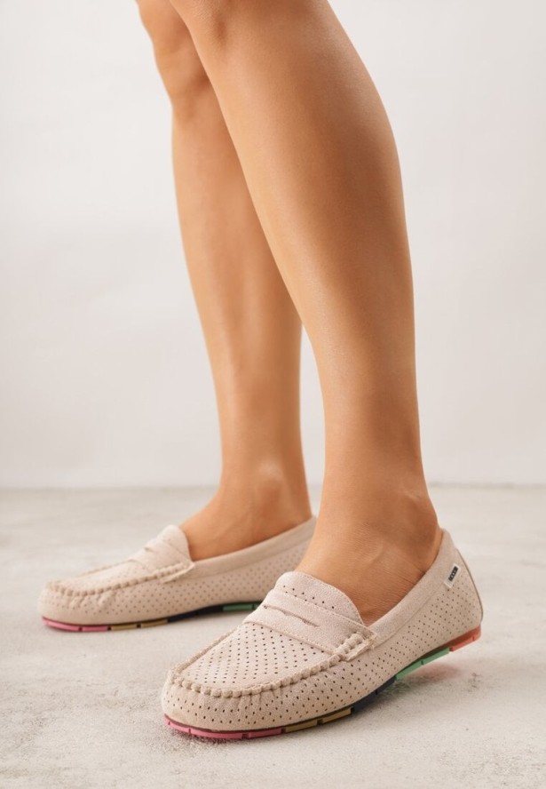 Beżowe Ażurowe Mokasyny ze Skórzaną Wkładką Ozdobione Przeszyciami Sylilise
