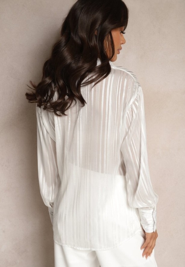 Biała Koszula Półprzezroczysta w Prążki Przeszyta Metaliczną Nicią Delorwin