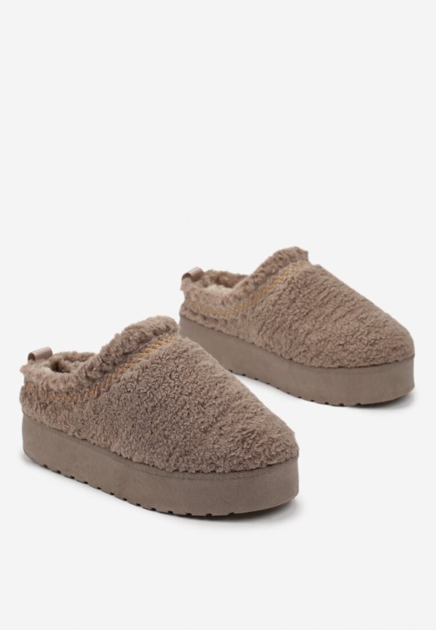 Ciemnobeżowe Wsuwane Kapcie na Platformie z Ozdobnym Haftem Olisia