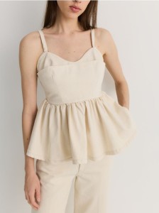 Top z baskinką - złamana biel