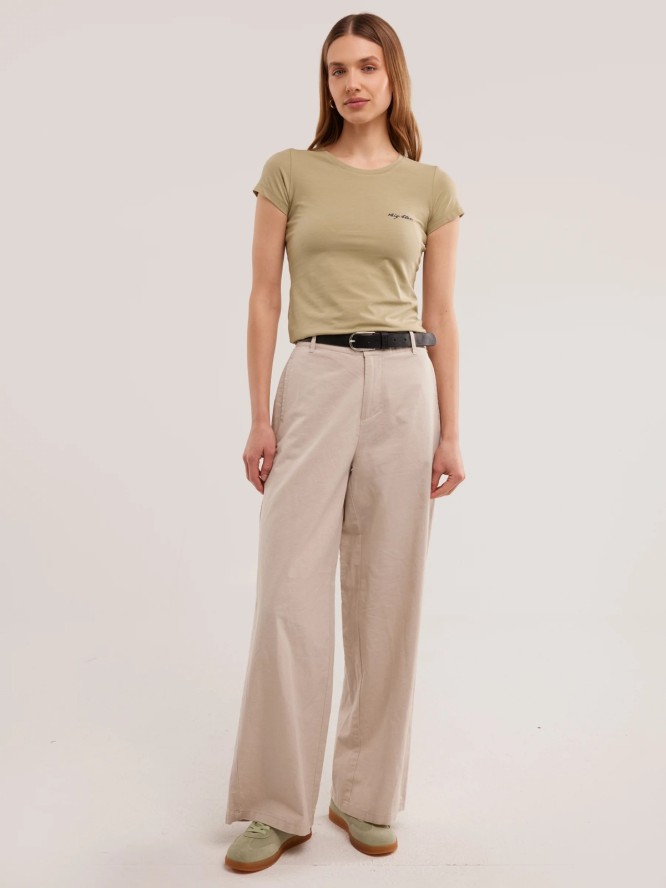 Koszulka damska z niewielkim logo zielona Irsera 300