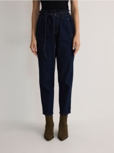 Jeansy paperbag z wiązanym paskiem - granatowy