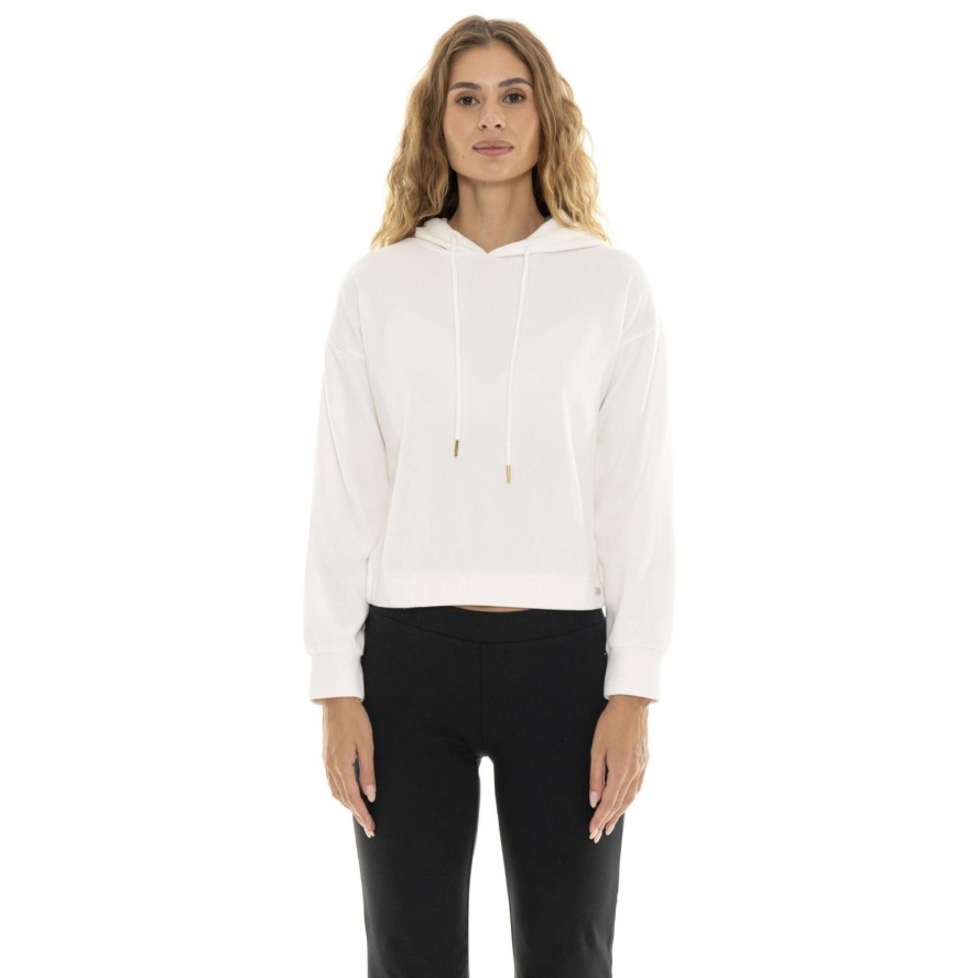 Bluza z kaptur na co dzień na siłownię