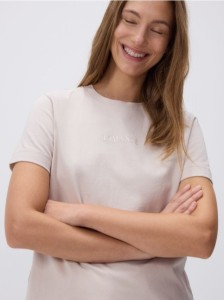 Bawełniany t-shirt z nadrukiem - beżowy