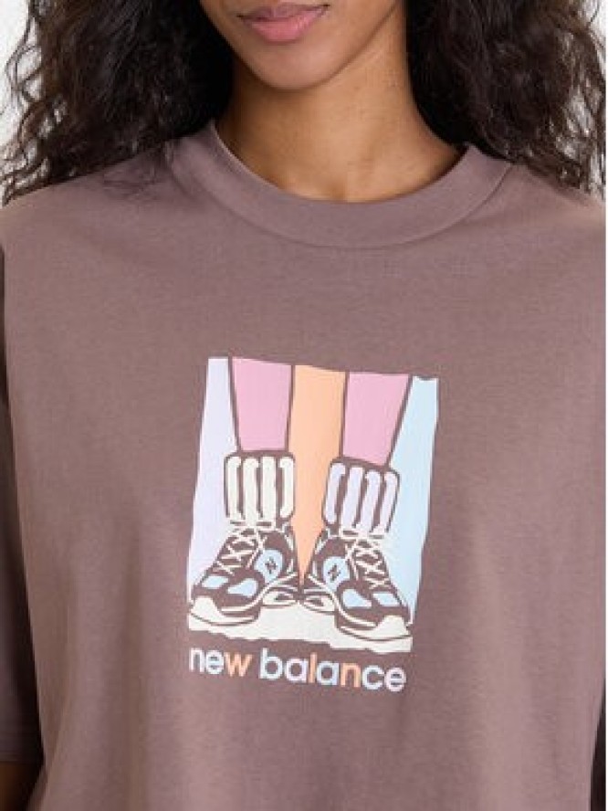 New Balance T-Shirt WT53904 Brązowy Regular Fit