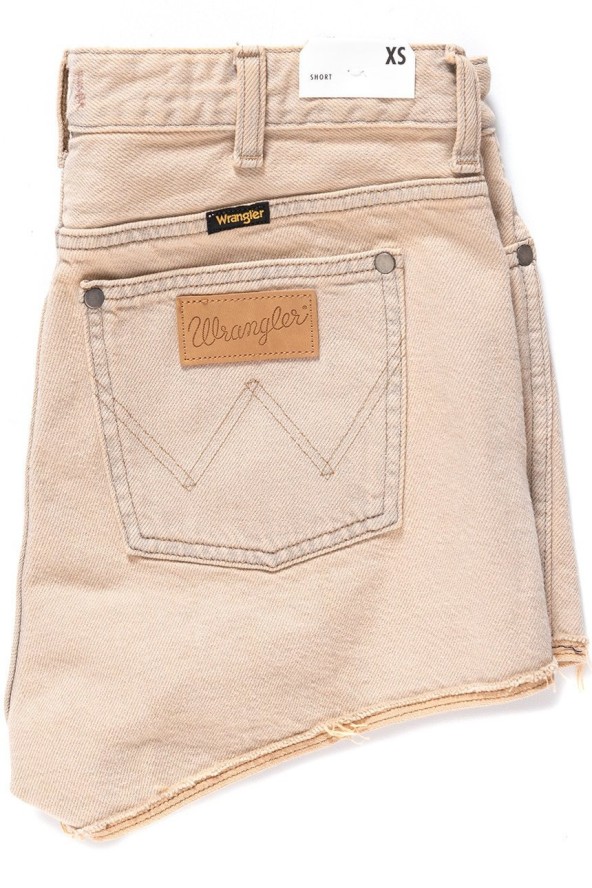 DAMSKIE SPODENKI WRANGLER THE SHORT SANDY BLUSH W27XRJ249 112128208