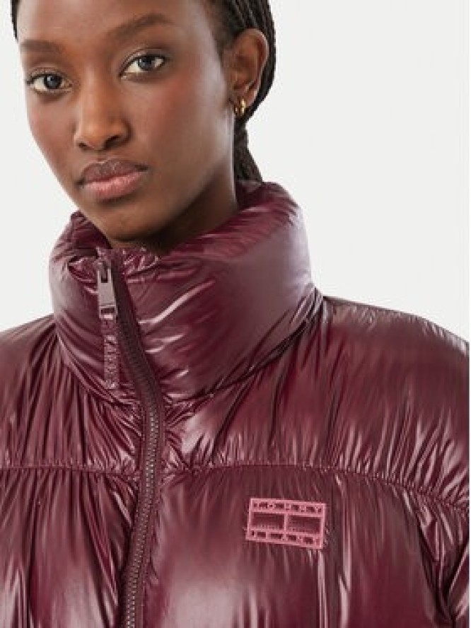 Tommy Jeans Kurtka puchowa Shiny DW0DW23423 Fioletowy Regular Fit