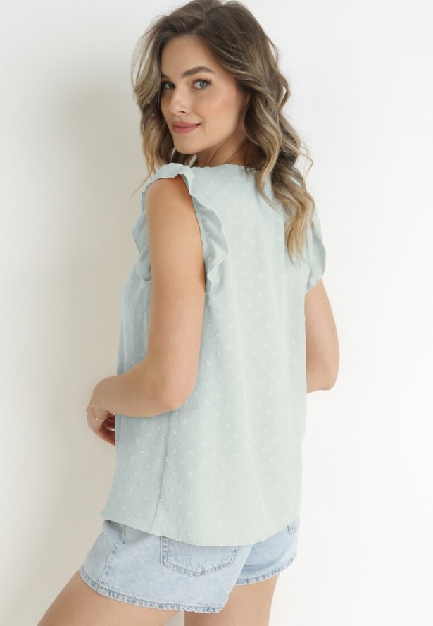 Zielona Bluzka Top z Tkaniny Plumeti z Falbankami przy Ramionach Fatalie