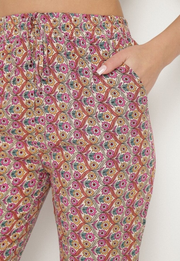 Różowe Bawełniane Spodnie z Wiązaniem i Gumką w Talii w Geometryczny Wzór Ivelriz