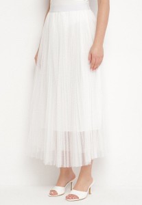 Biała Tiulowa Spódnica w Kropki o Rozkloszowanym Kroju Folirea