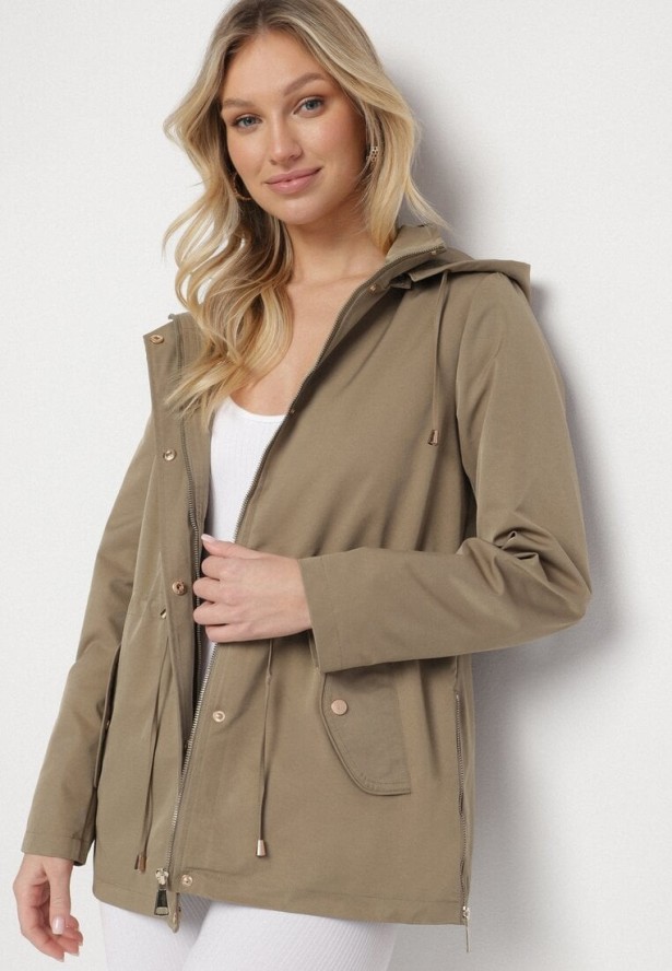 Zielona Kurtka Parka z Odpinanym Kapturem i Ozdobnymi Suwakami Velotia