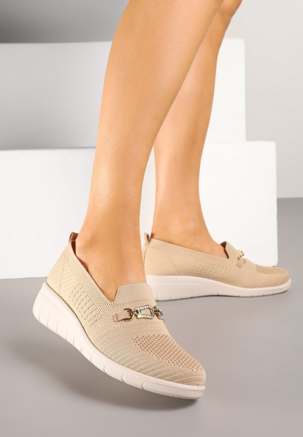 Ciemnobeżowe Półbuty na Koturnie z Ozdobą i Cyrkoniami Neviae