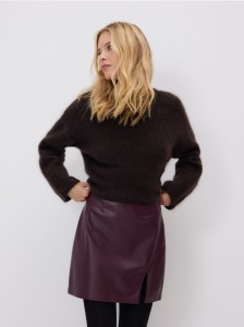 Spódnica mini z imitacji skóry - bordowy