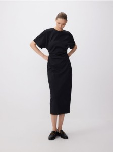 Sukienka z marszczeniem - czarny