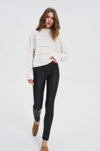 Woskowane spodnie czarne