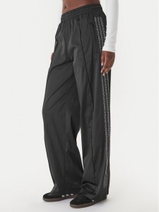 adidas Spodnie dresowe Pearl Firebird KC7863 Czarny Loose Fit