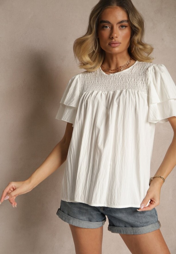 Biała Trapezowa Bluzka z Wiskozą Zdobiona Falbankami i Elastyczną Wstawką Mirlimi