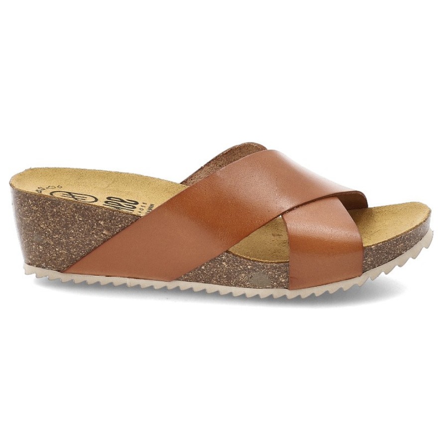 Brązowe Klapki Hee Stylowe Obuwie Damskie Na Koturnie