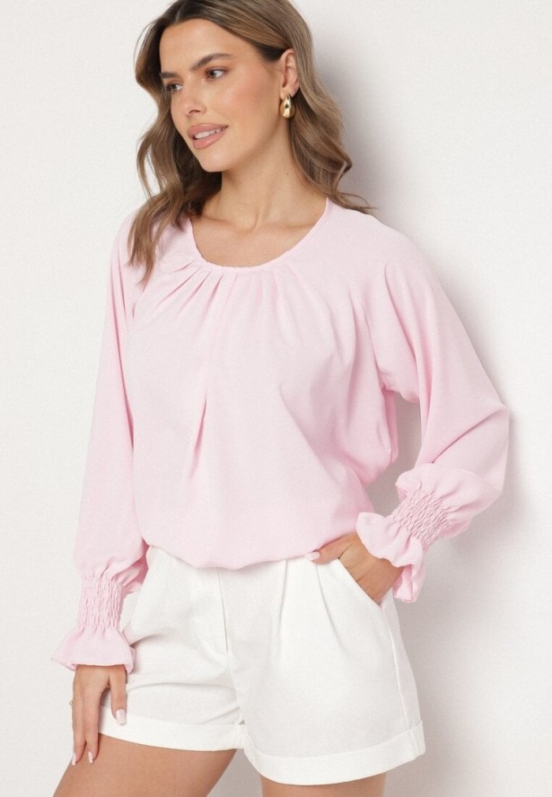 Różowa Bluzka z Ozdobnymi Falbankami Emitta