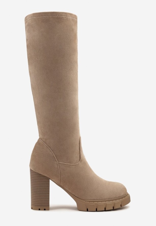 Ciemnobeżowe Kozaki z Imitacji Zamszu na Obcasie Typu Słupek Rilaresa