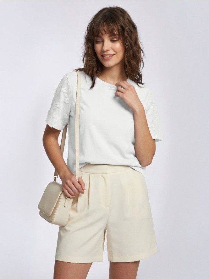 Bawełniana bluzka z haftem - kremowy