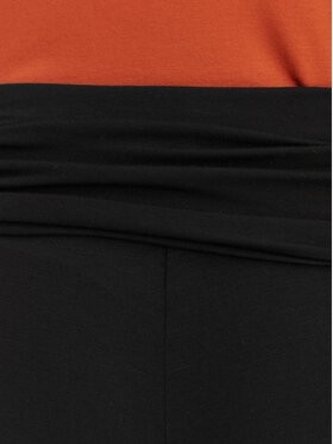 Emporio Armani Spodnie materiałowe EW004075 AF20240 UC001 Czarny Regular Fit