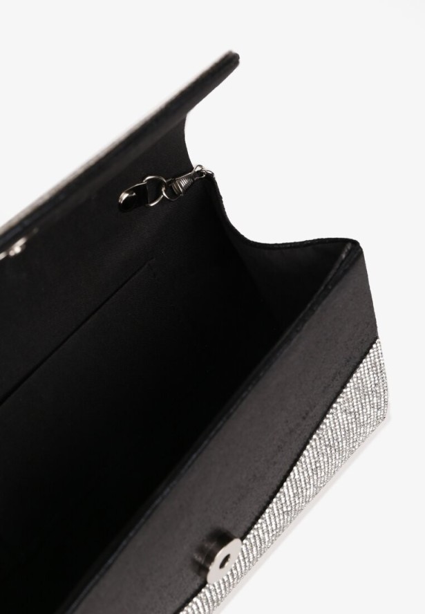 Czarna Torebka na Ramię z Metalową Rączką Zapinana na Magnes Ozdobiona Cyrkoniami Lulagia