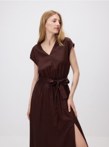 Sukienka midi z dodatkiem lnu - ciemnobrązowy