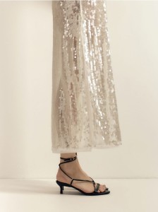 Sandały z paskami - czarny