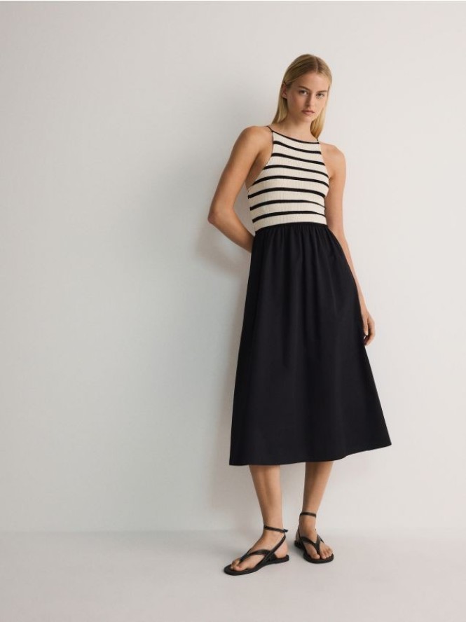 Sukienka midi z bawełnianej dzianiny - czarny