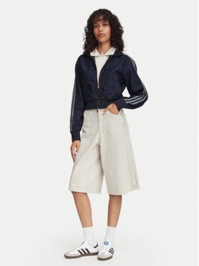 adidas Bermudy KQ6477 Beżowy jasny Oversize