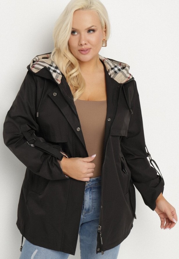 Czarna Kurtka Parka z Kapturem i Kieszeniami Eradilla