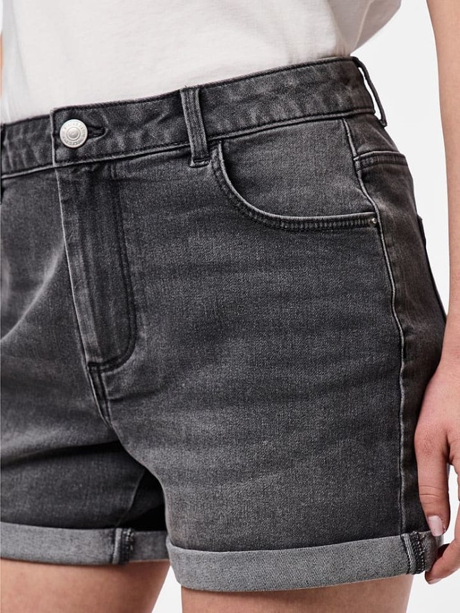 Pieces Szorty dżinsowe "Peggy" w kolorze szarym rozmiar: XS