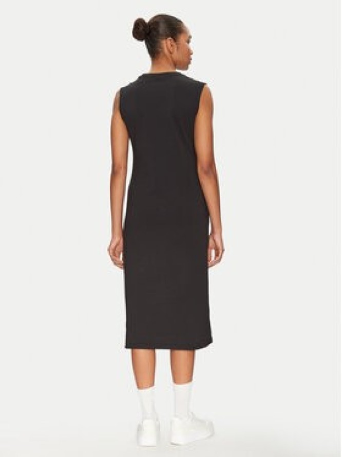 Puma Sukienka codzienna Ess 685643 Czarny Slim Fit