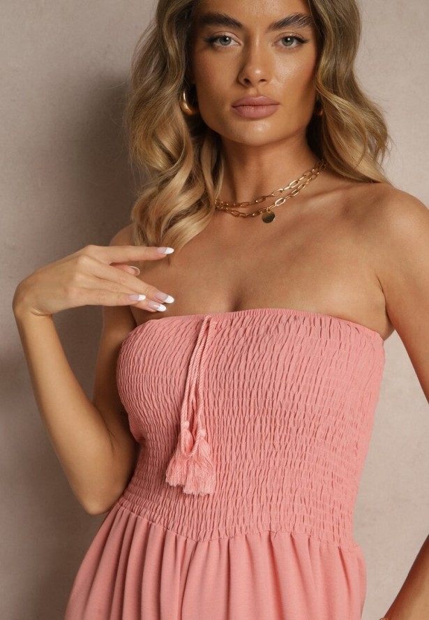 Różowy Kombinezon Bandeau z Szeroką Nogawką Zdobiony Frędzlami Dovaira