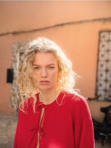 Muślinowa bluzka z wiązaniami - czerwony